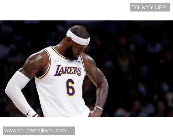 鹈鹕主帅透露伊夫米西右脚踝扭伤情况明日对阵马刺出战成疑 鹈鹕主帅透露伊夫米西右脚踝扭伤情况明日对阵马刺出战成疑