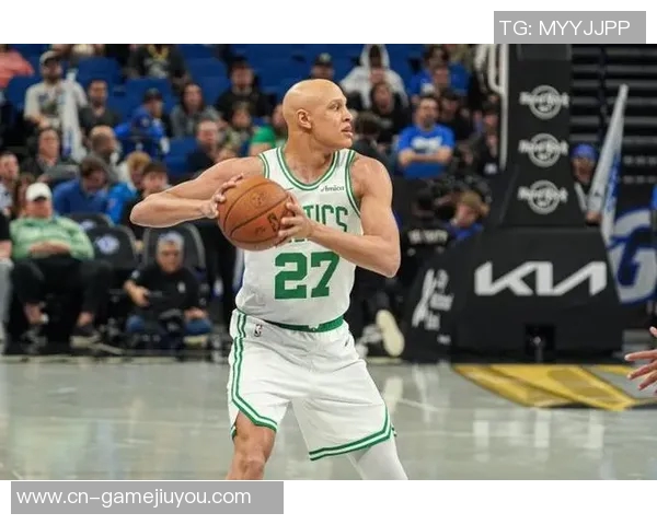 沃尔什强调队友间的沟通能提升信心并不断增强默契合作