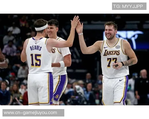 二人组得分榜揭晓东契奇与里夫斯强势领跑SGA与切特紧随其后